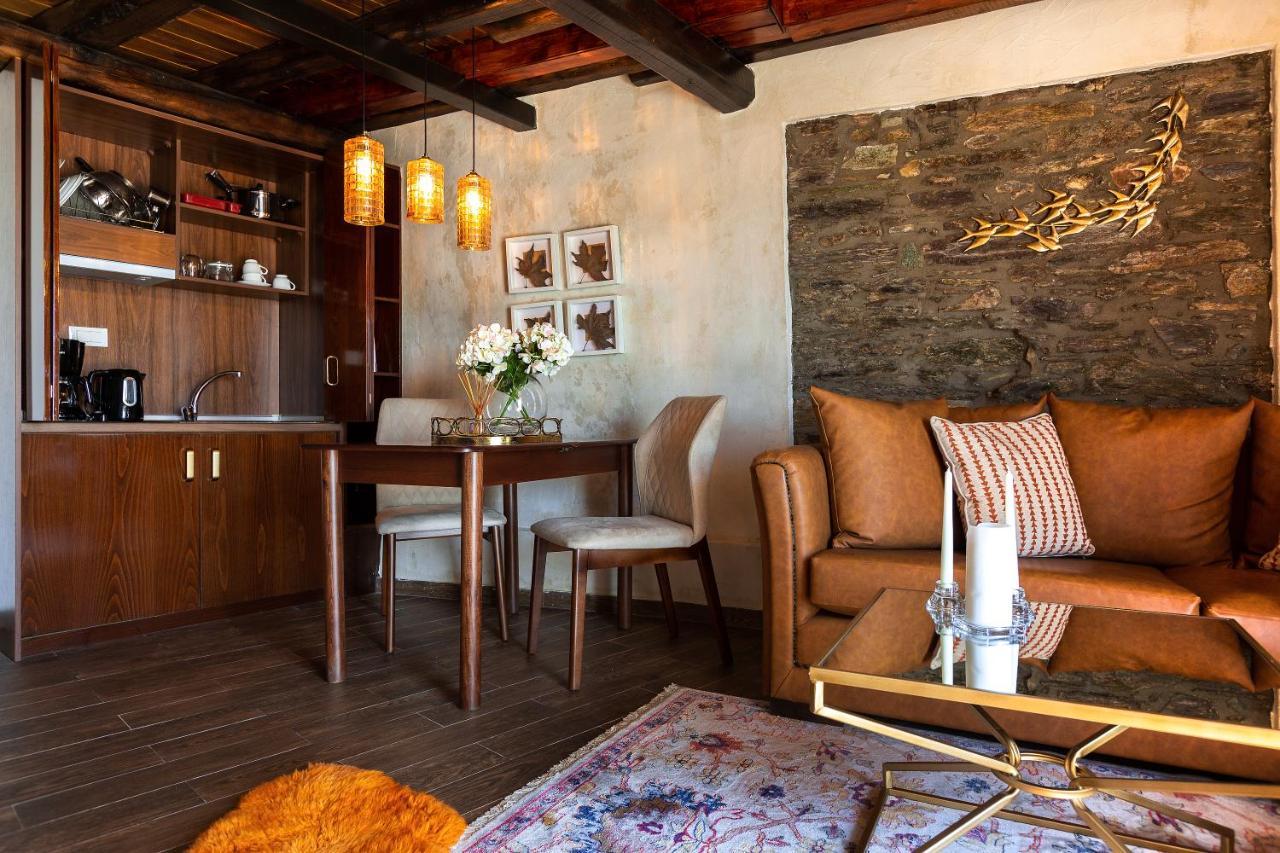 1822 Makrinitsa Suites Exterior photo