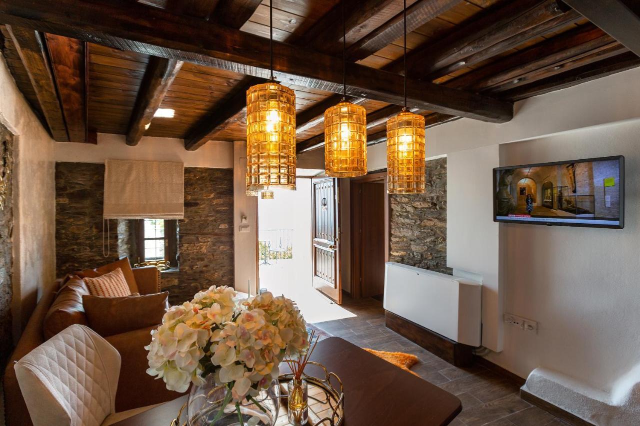1822 Makrinitsa Suites Exterior photo